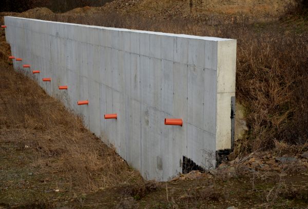 Cost of Hillside Drainage Installation in Medina